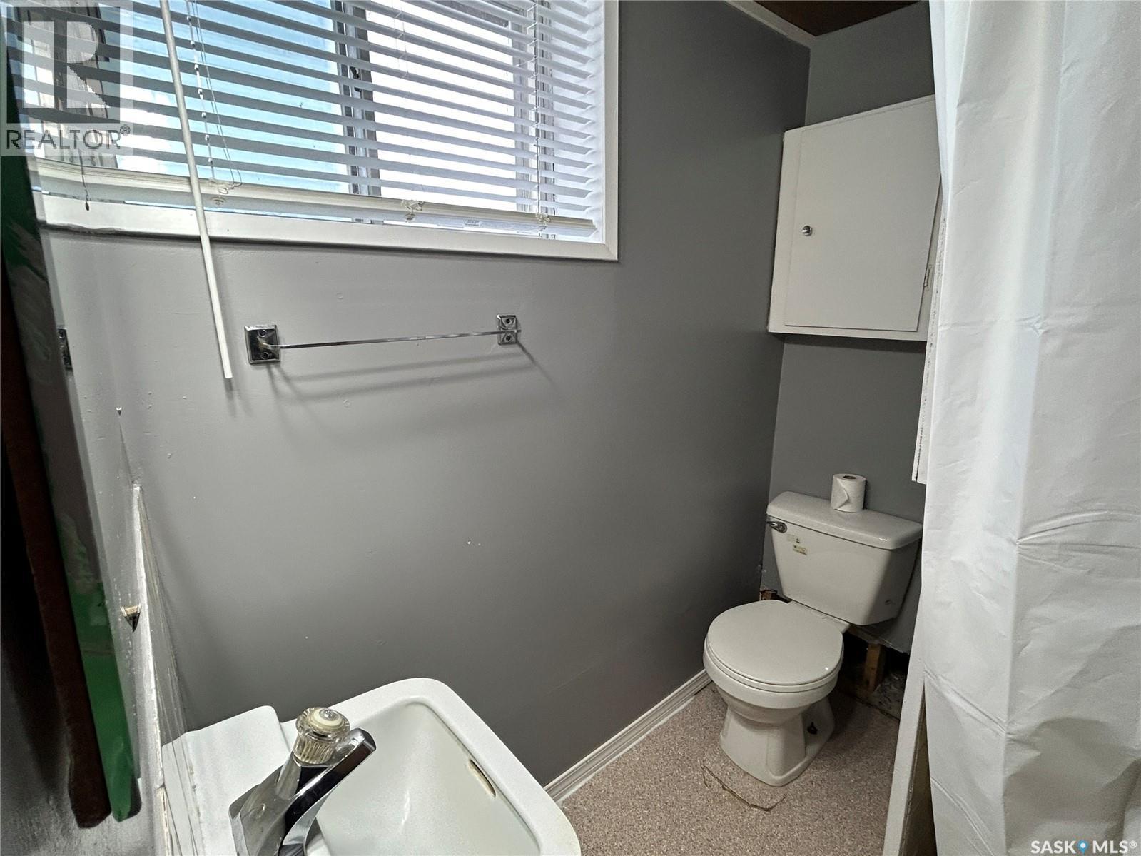 407 2nd Street E, Wilkie, Saskatchewan  S0K 4W0 - Photo 14 - SK008986