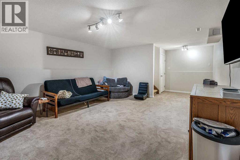 5701 46 Street, Taber, Alberta  T1G 1G9 - Photo 40 - A2293194