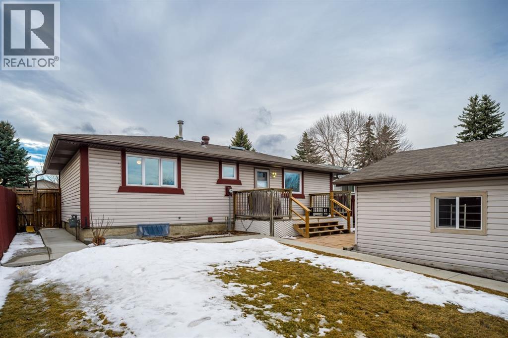 804 Queensland Drive Se, Calgary, Alberta  T2J 4T1 - Photo 49 - A2294924