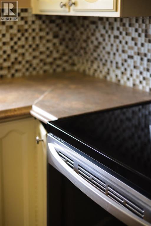 804 Queensland Drive Se, Calgary, Alberta  T2J 4T1 - Photo 20 - A2294924