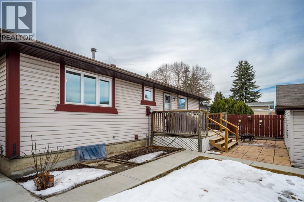 804 Queensland Drive Se, Calgary, Alberta  T2J 4T1 - Photo 43 - A2294924