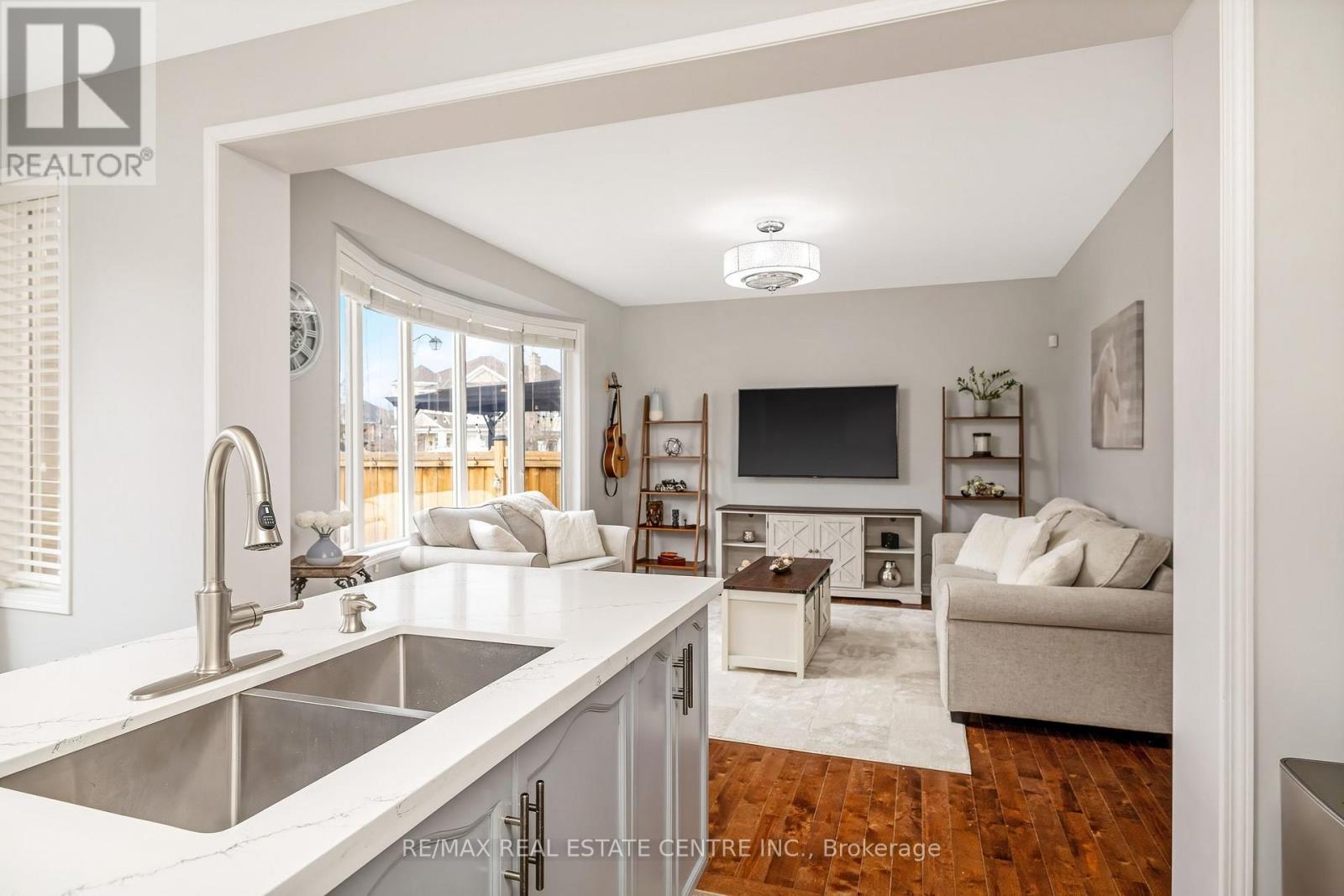 823 Biggar Heights Se, Milton, Ontario  L9T 0G7 - Photo 20 - W12909406