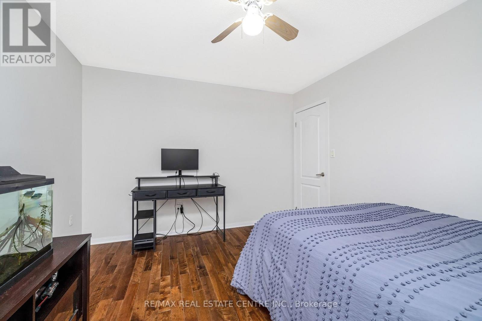 823 Biggar Heights Se, Milton, Ontario  L9T 0G7 - Photo 32 - W12909406