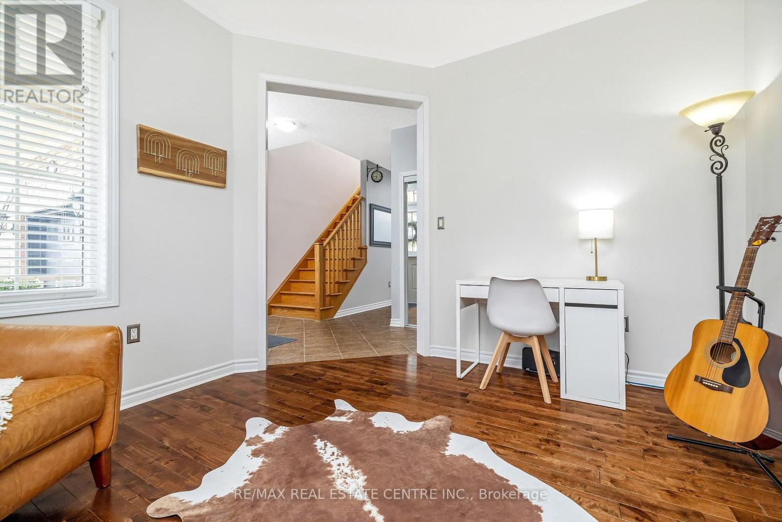 823 Biggar Heights Se, Milton, Ontario  L9T 0G7 - Photo 8 - W12909406