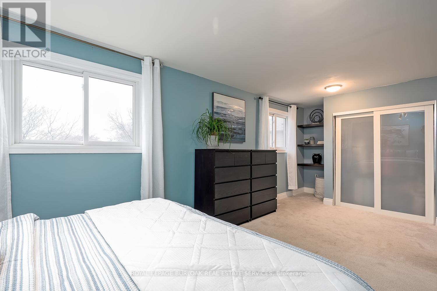 1278 Consort Crescent, Burlington, Ontario  L7M 1J7 - Photo 16 - W12909416