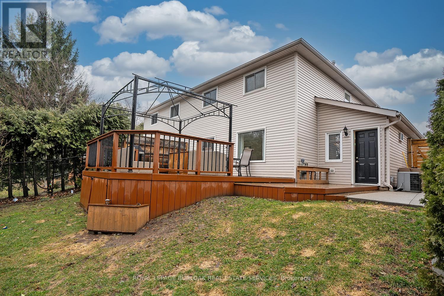 1278 Consort Crescent, Burlington, Ontario  L7M 1J7 - Photo 29 - W12909416