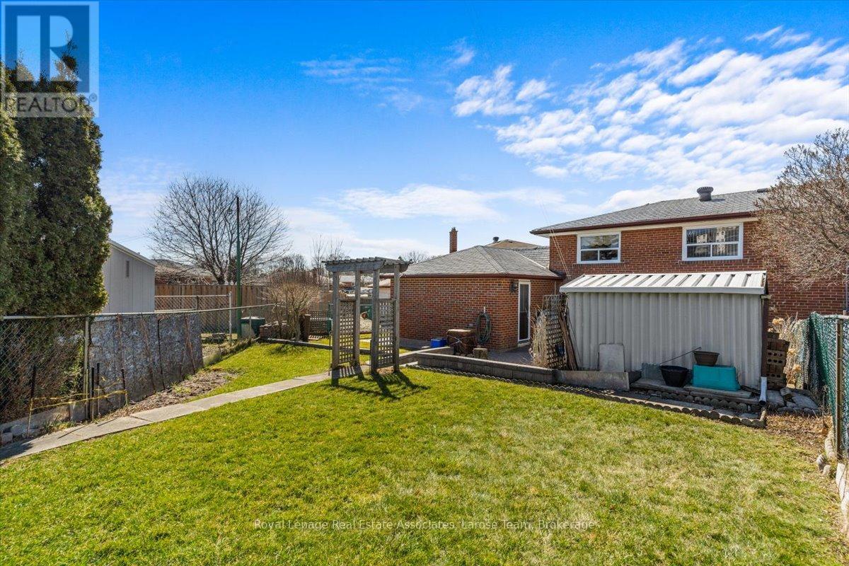 510 Ettridge Court, Mississauga, Ontario  L5G 1W6 - Photo 30 - W12909436