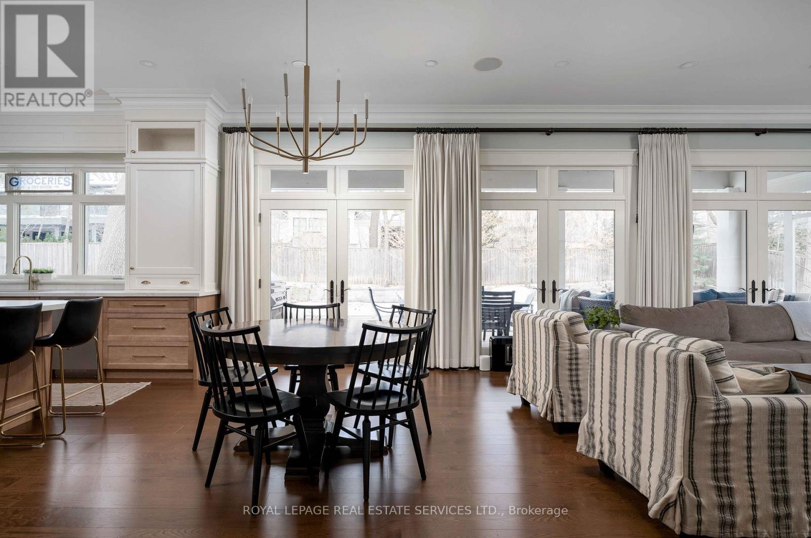 1097 Birchview Avenue, Oakville, Ontario  L6J 2C5 - Photo 16 - W12909442