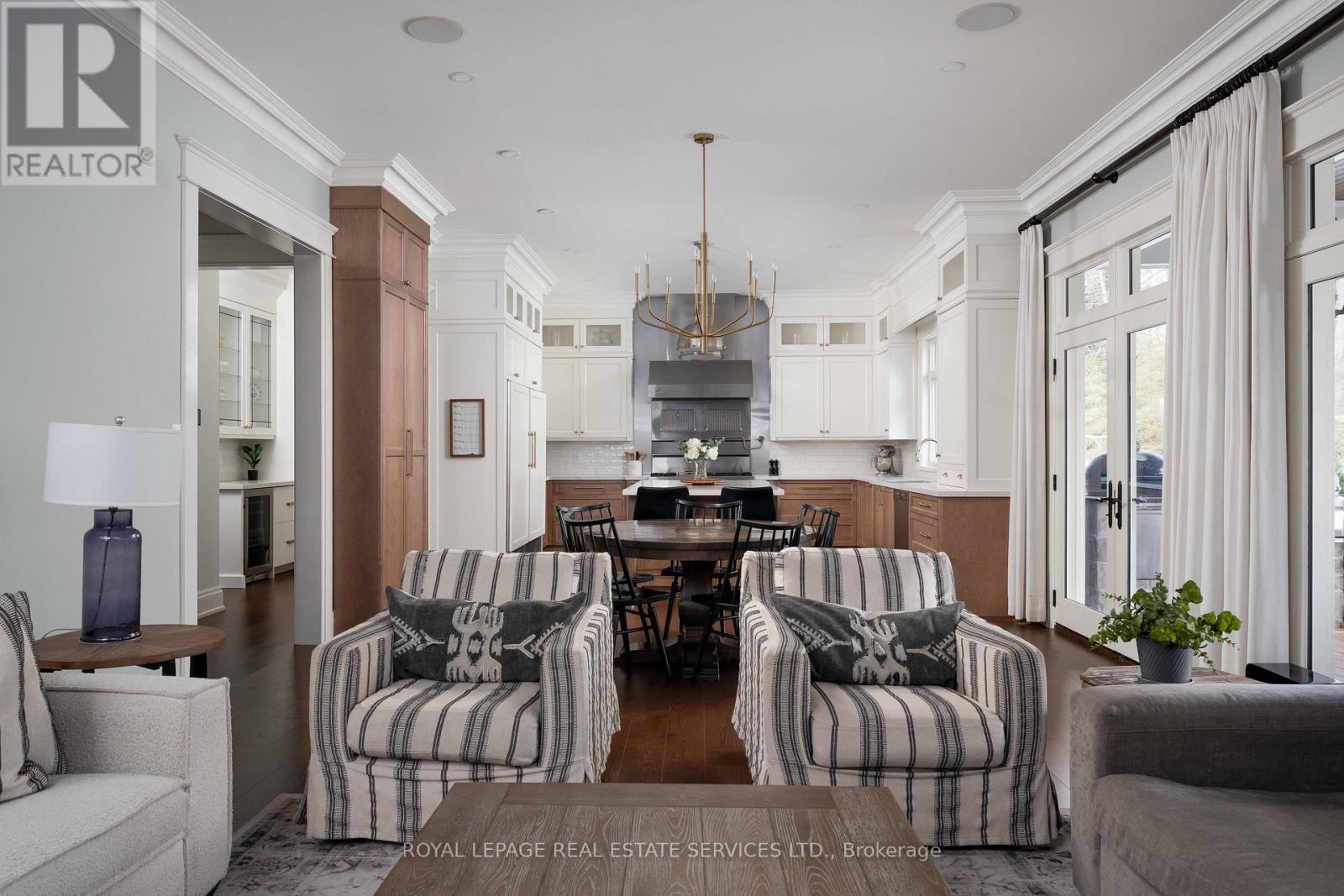 1097 Birchview Avenue, Oakville, Ontario  L6J 2C5 - Photo 17 - W12909442