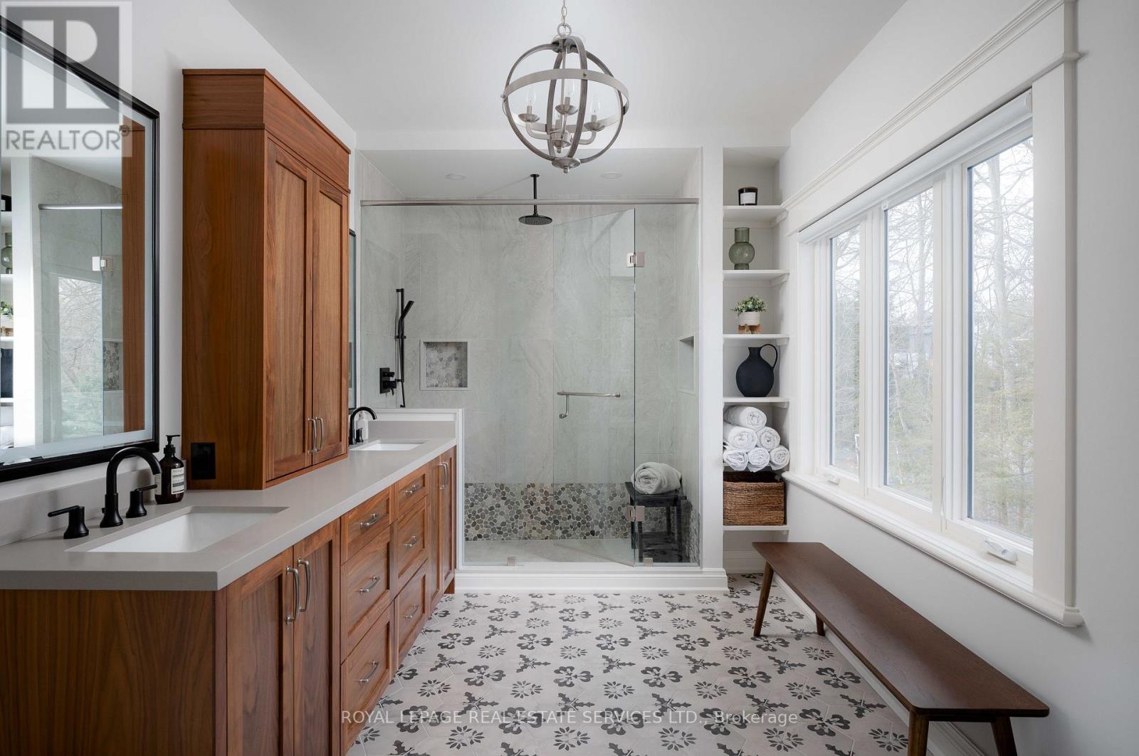 1097 Birchview Avenue, Oakville, Ontario  L6J 2C5 - Photo 31 - W12909442