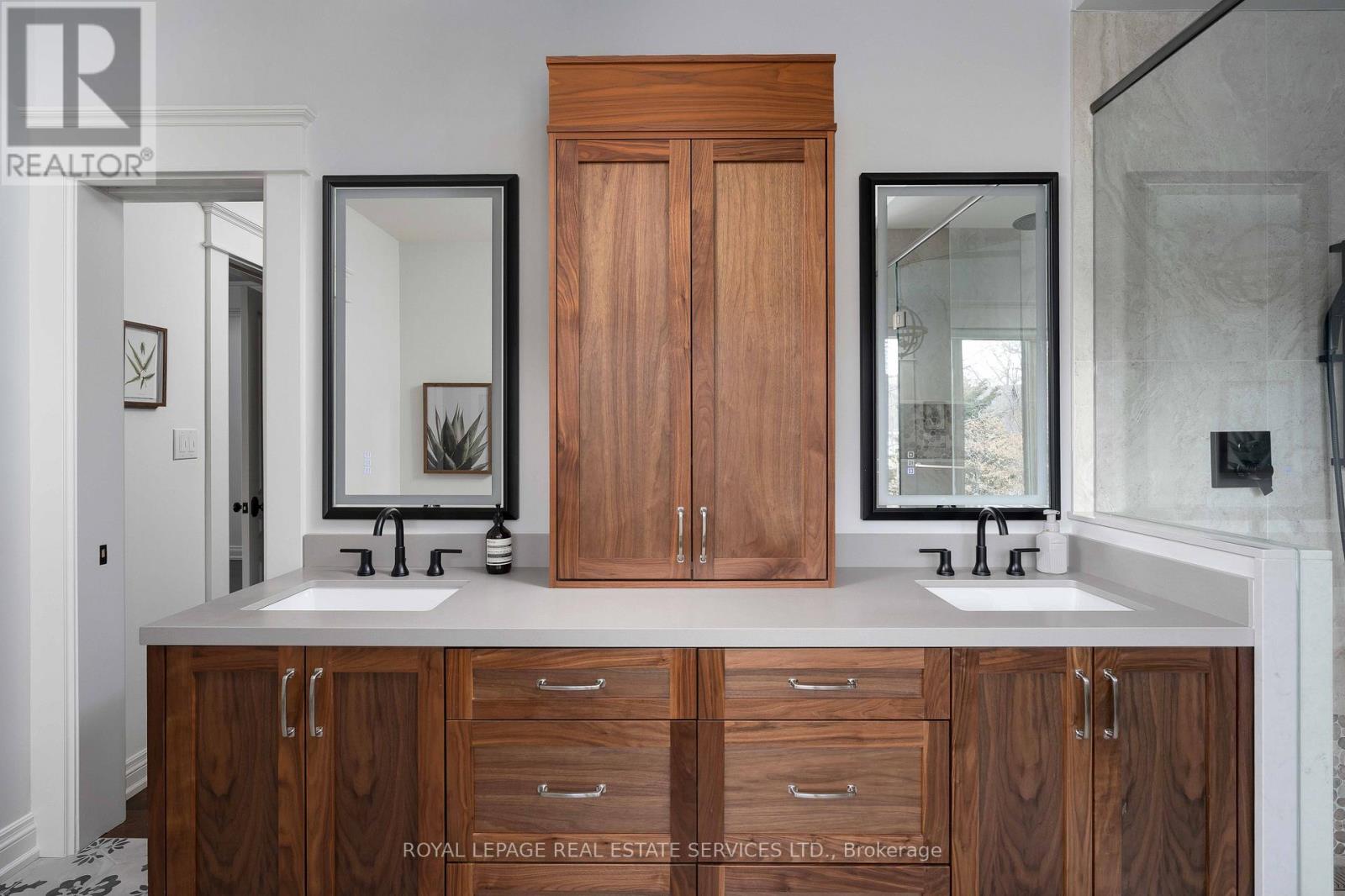 1097 Birchview Avenue, Oakville, Ontario  L6J 2C5 - Photo 32 - W12909442