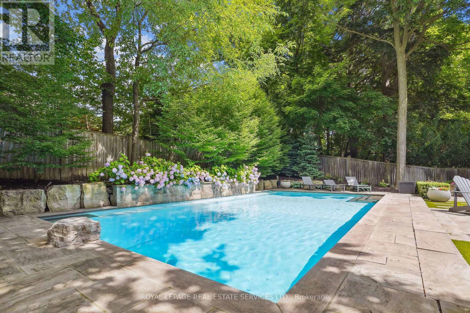 1097 Birchview Avenue, Oakville, Ontario  L6J 2C5 - Photo 48 - W12909442