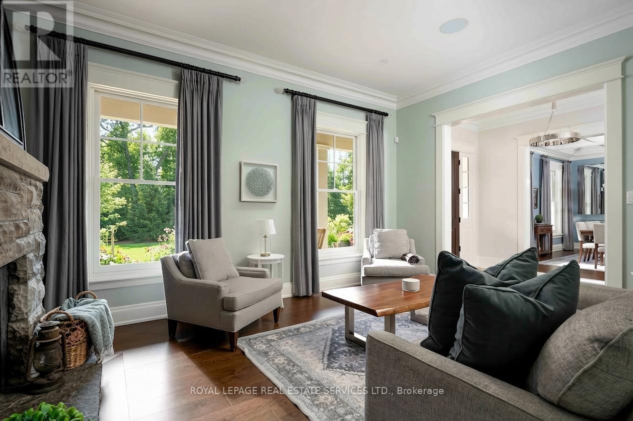 1097 Birchview Avenue, Oakville, Ontario  L6J 2C5 - Photo 7 - W12909442