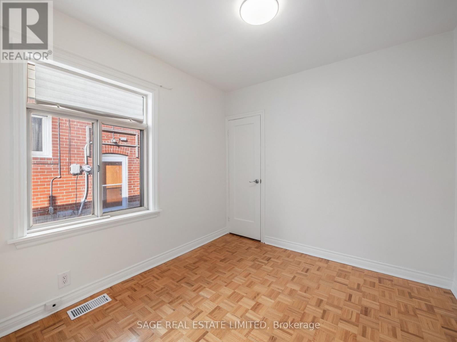 521 Glen Park Avenue, Toronto, Ontario  M6B 2G2 - Photo 18 - W12909456