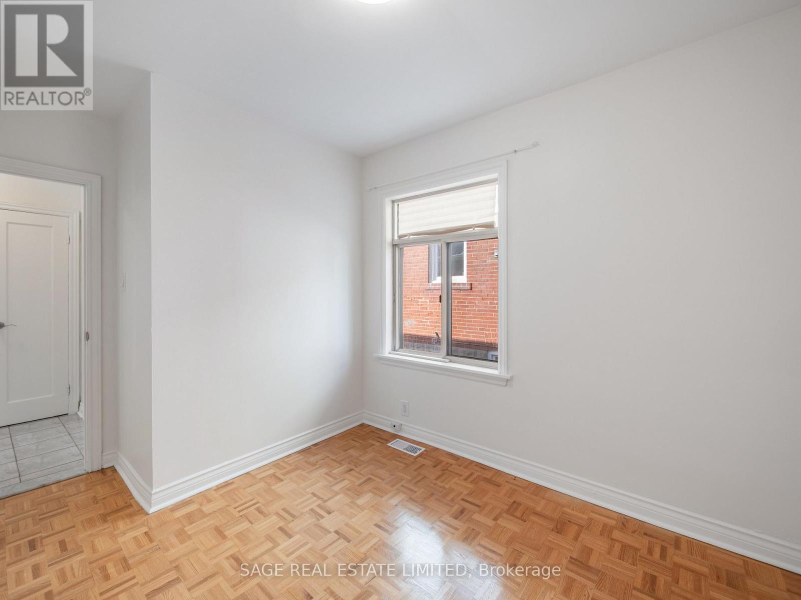 521 Glen Park Avenue, Toronto, Ontario  M6B 2G2 - Photo 20 - W12909456