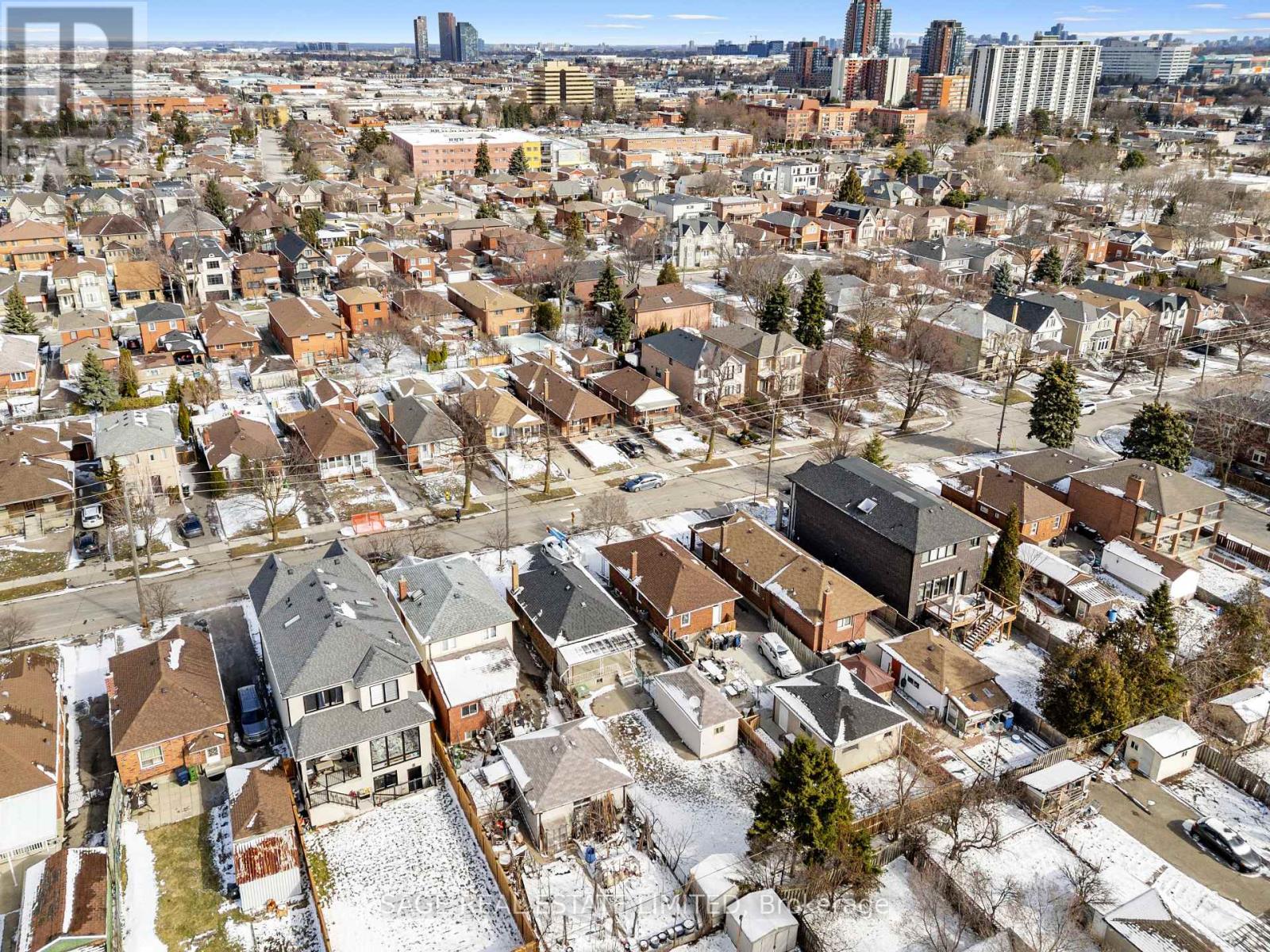 521 Glen Park Avenue, Toronto, Ontario  M6B 2G2 - Photo 43 - W12909456