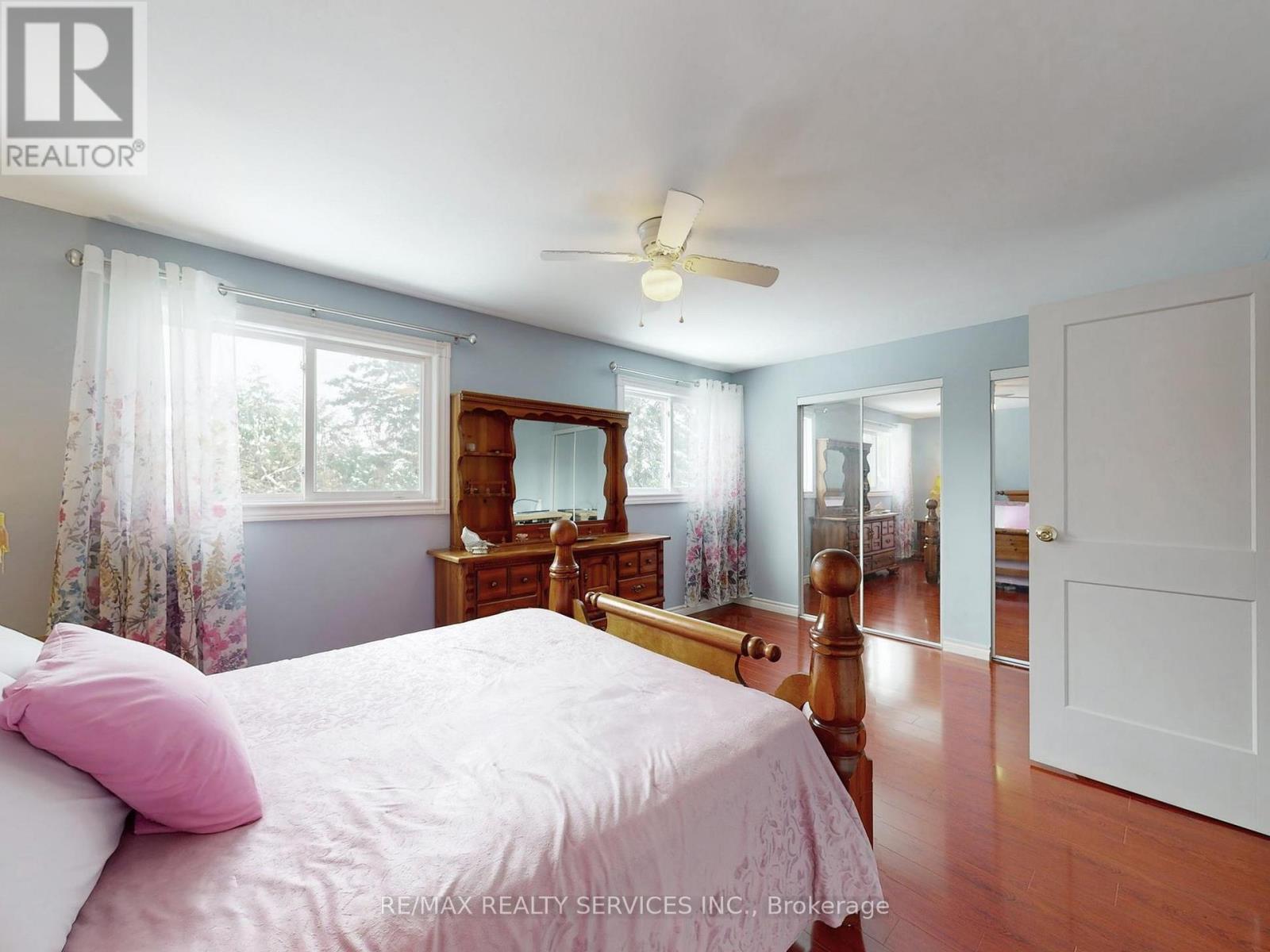 9 Malabar Crescent, Brampton, Ontario  L6S 3X6 - Photo 21 - W12909536