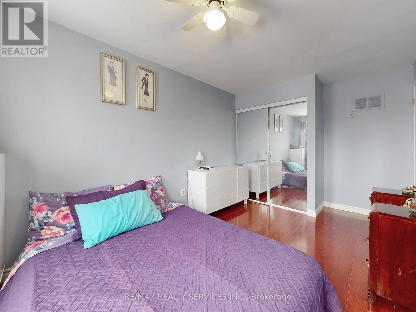 9 Malabar Crescent, Brampton, Ontario  L6S 3X6 - Photo 28 - W12909536