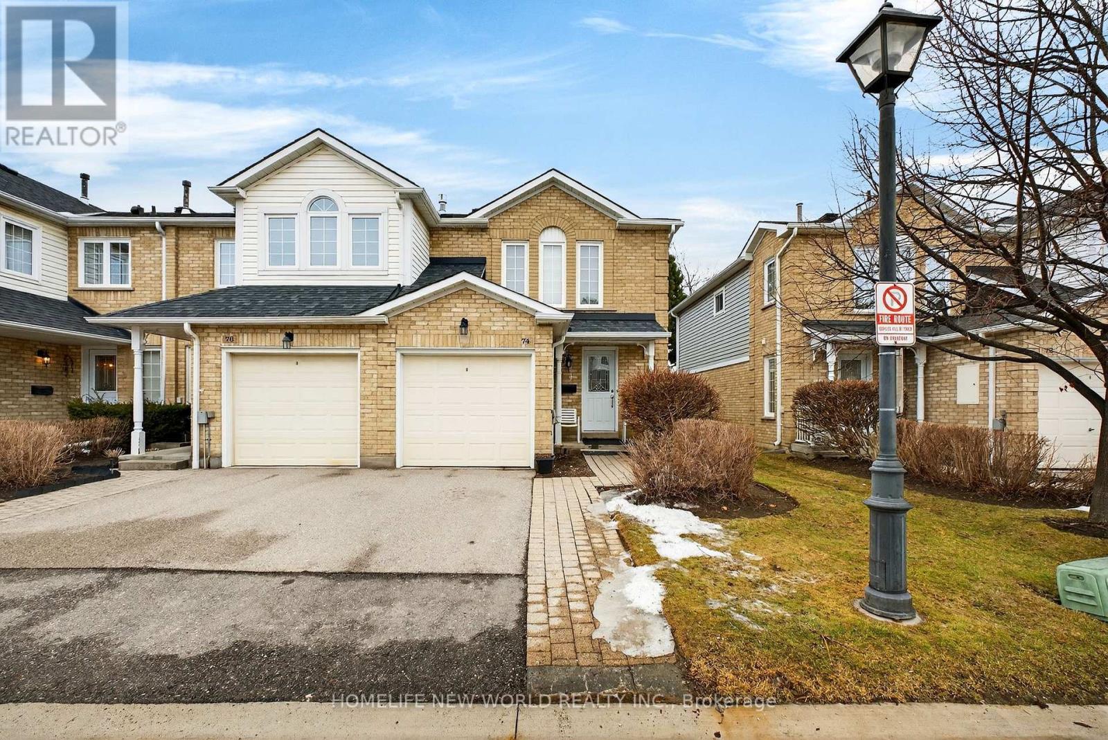 74 HEATHCLIFFE SQUARE, Brampton, Ontario