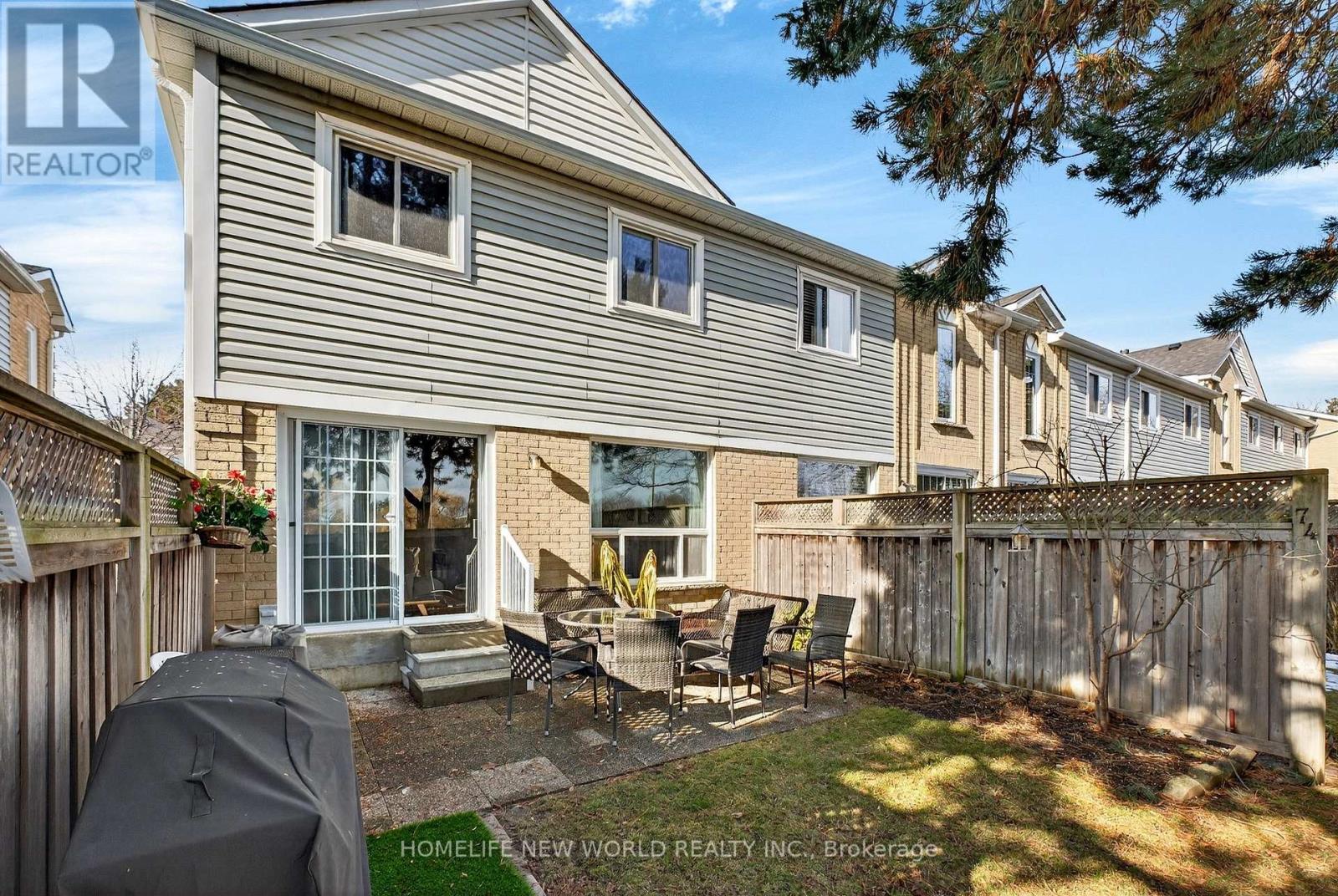 74 Heathcliffe Square, Brampton, Ontario  L6S 5R4 - Photo 32 - W12909540