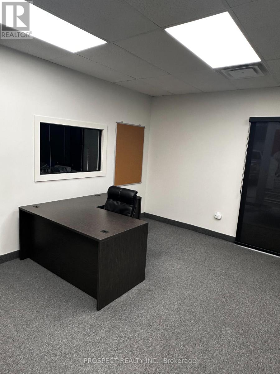 3975 CHESSWOOD DRIVE, Toronto, Ontario