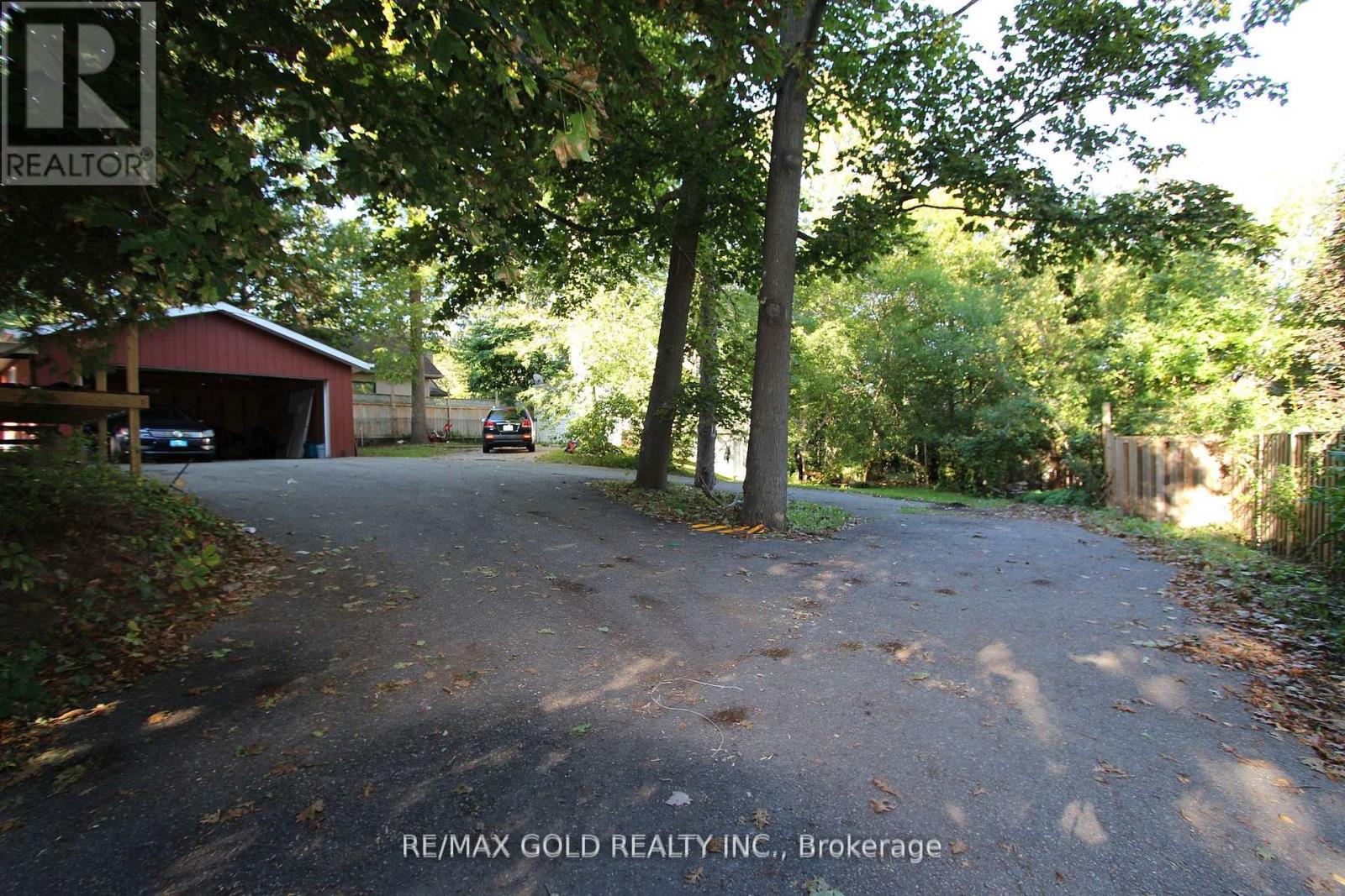 961 Lakeshore Road W, Mississauga, Ontario  L5H 1H8 - Photo 10 - W12909550