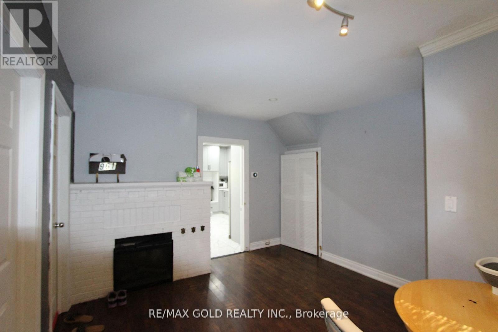 961 Lakeshore Road W, Mississauga, Ontario  L5H 1H8 - Photo 20 - W12909550