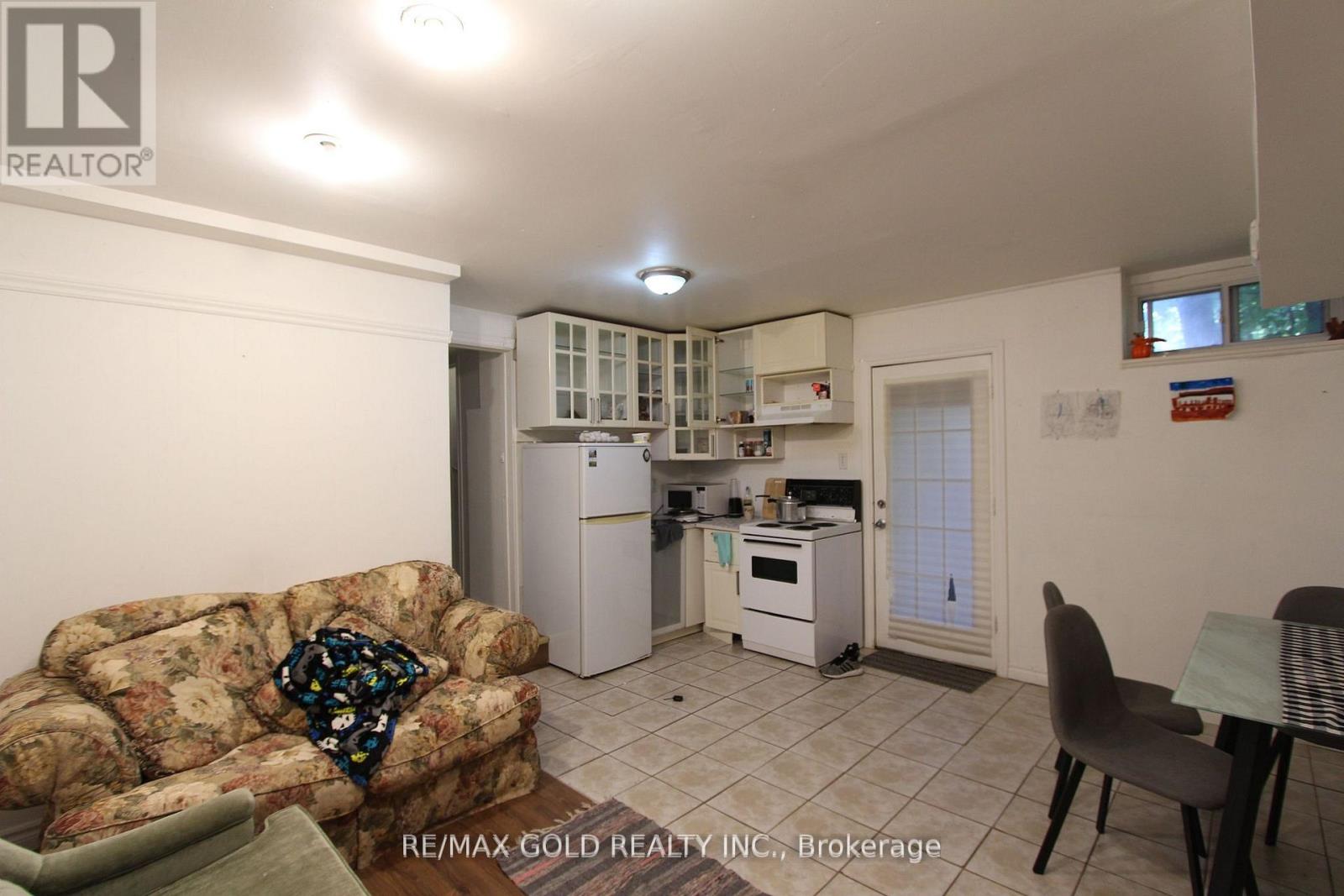 961 Lakeshore Road W, Mississauga, Ontario  L5H 1H8 - Photo 30 - W12909550