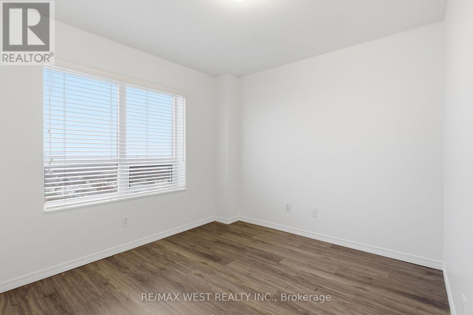 1508 - 61 Heintzman Street, Toronto, Ontario  M6P 5A2 - Photo 18 - W12909564