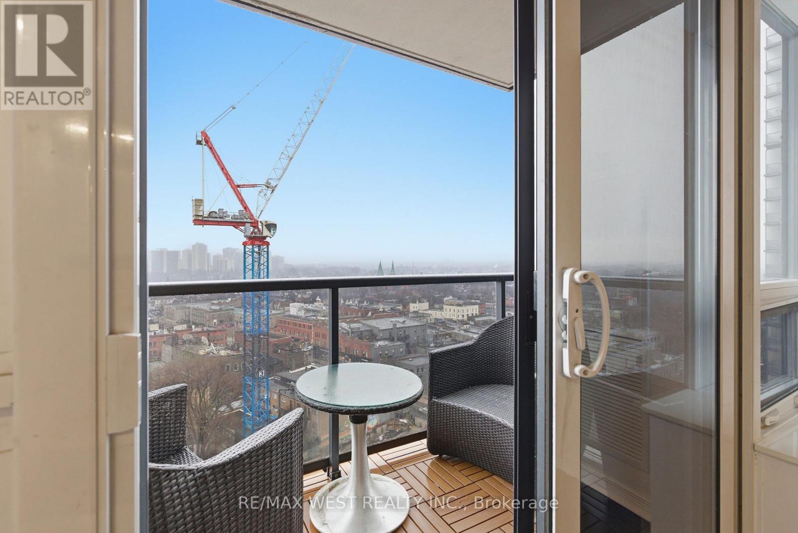 1508 - 61 Heintzman Street, Toronto, Ontario  M6P 5A2 - Photo 23 - W12909564