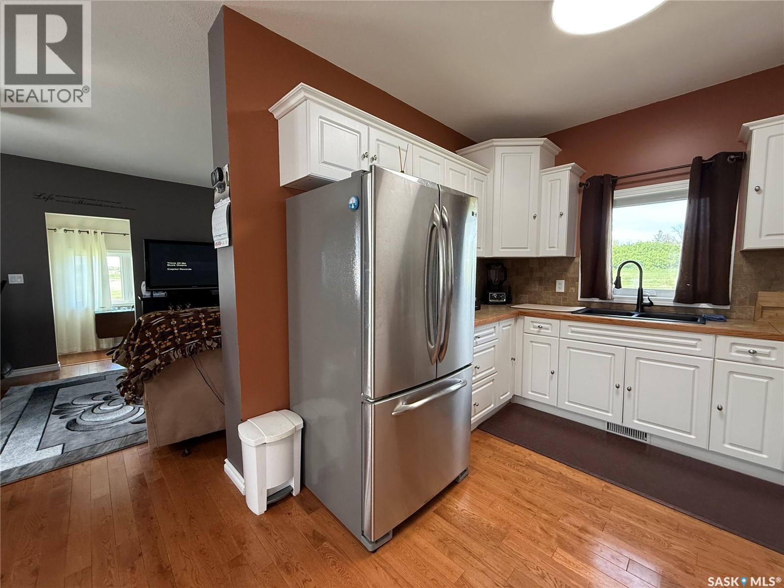 2009 Connaught Street, Regina, Saskatchewan  S4T 4T8 - Photo 8 - SK031055