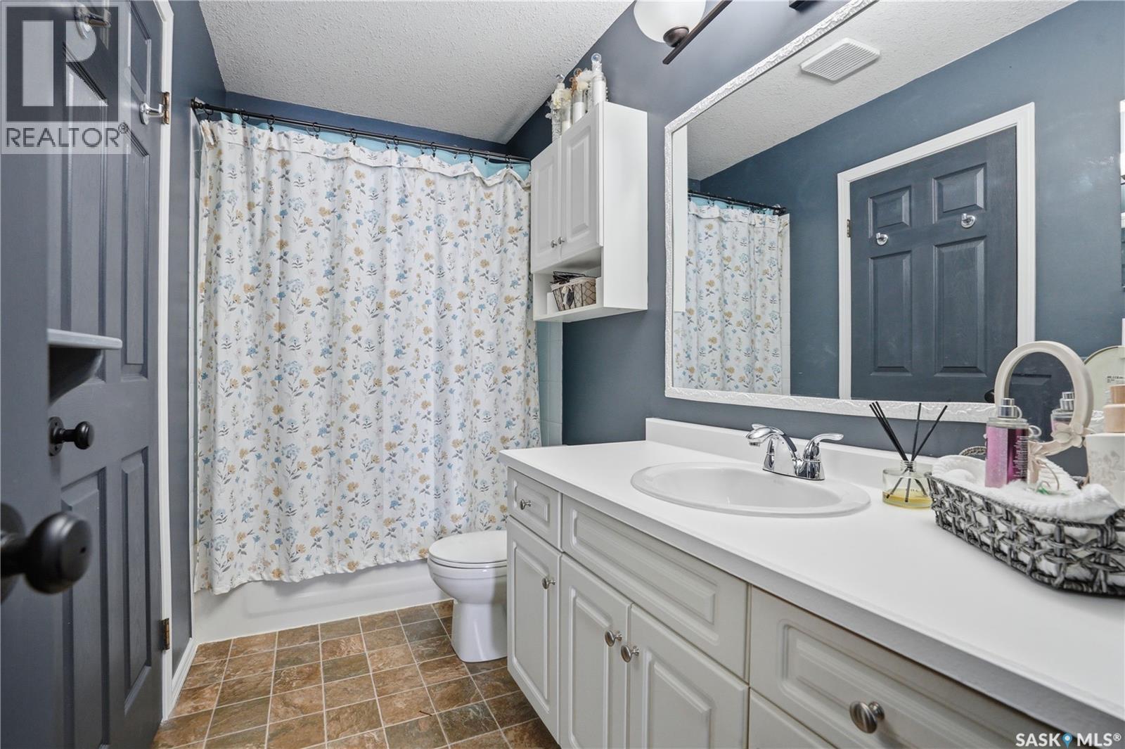 25 110 Keevil Crescent, Saskatoon, Saskatchewan  S7N 4N8 - Photo 33 - SK031054