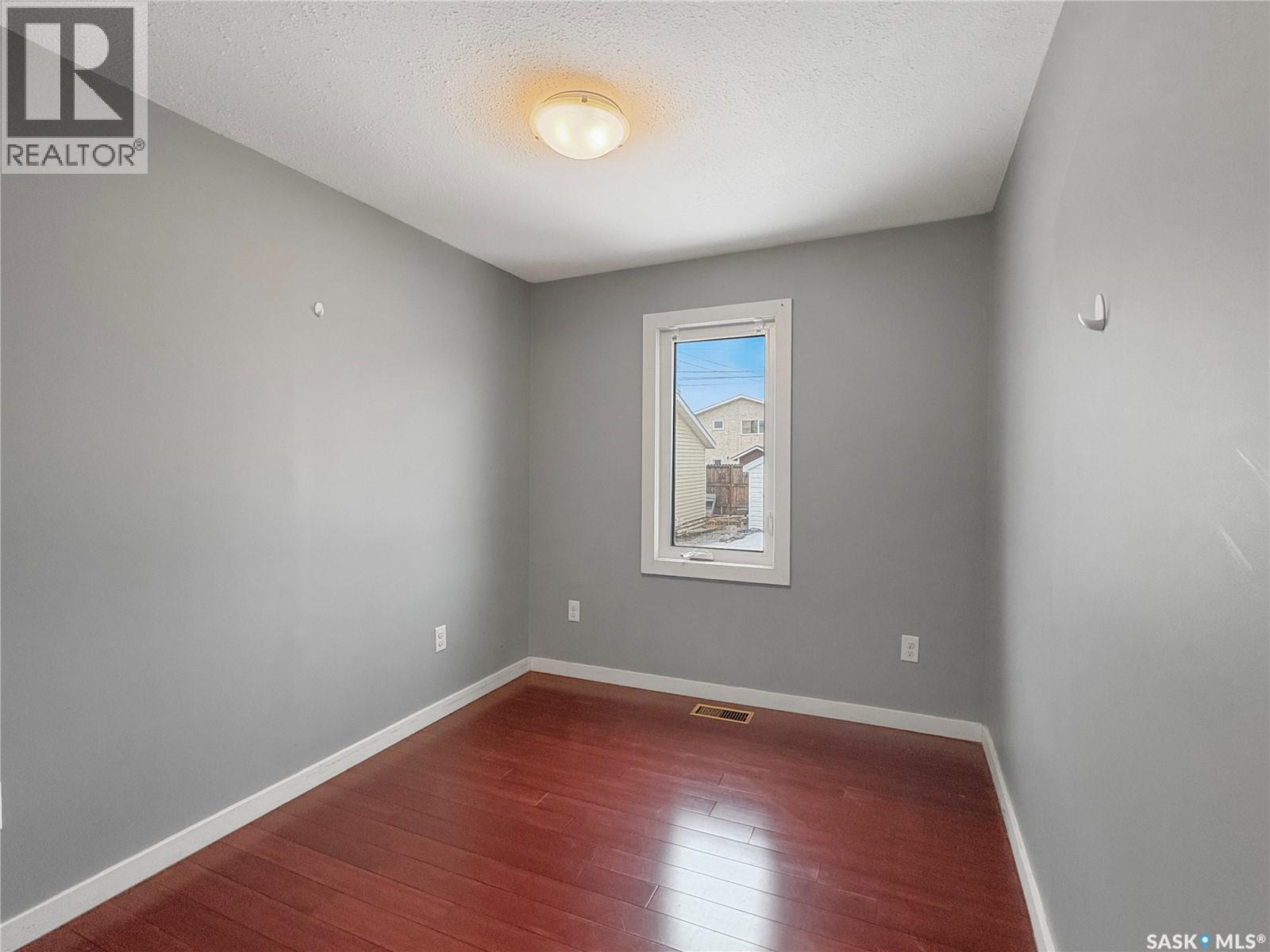 102 18th Street, Battleford, Saskatchewan  S0M 0E0 - Photo 16 - SK031033