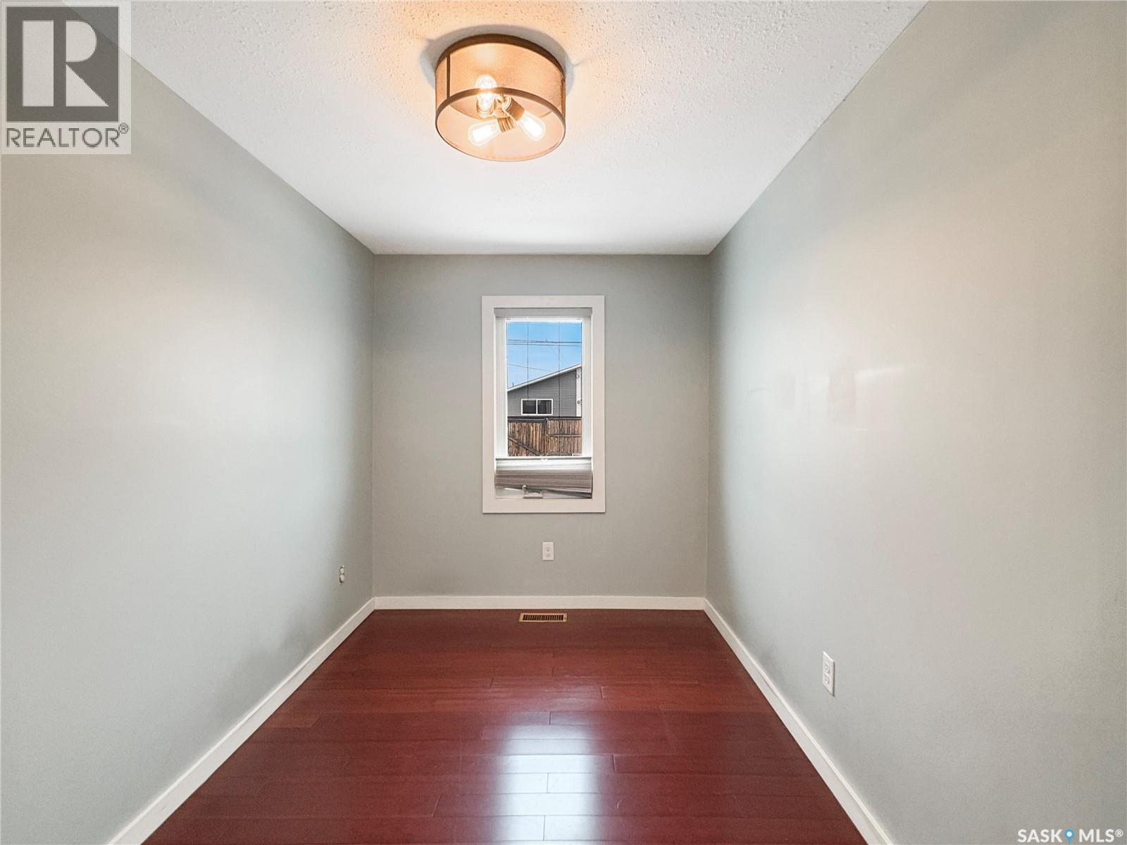 102 18th Street, Battleford, Saskatchewan  S0M 0E0 - Photo 17 - SK031033