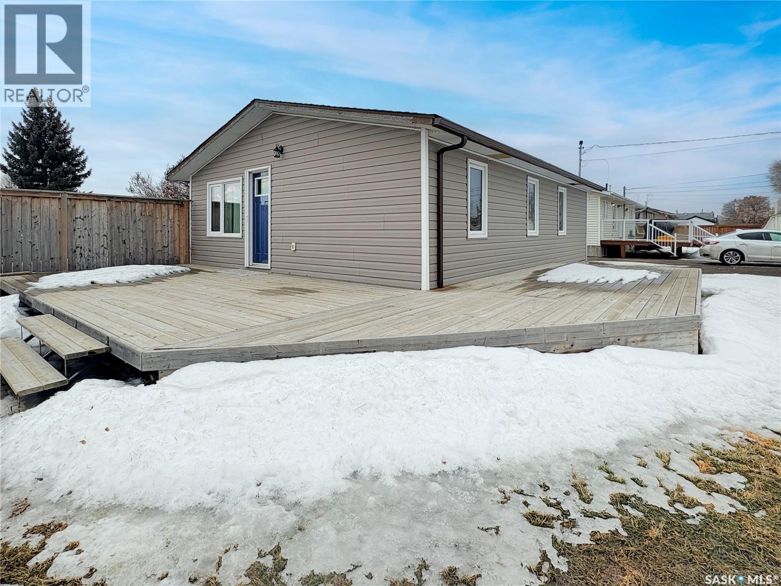 102 18th Street, Battleford, Saskatchewan  S0M 0E0 - Photo 21 - SK031033