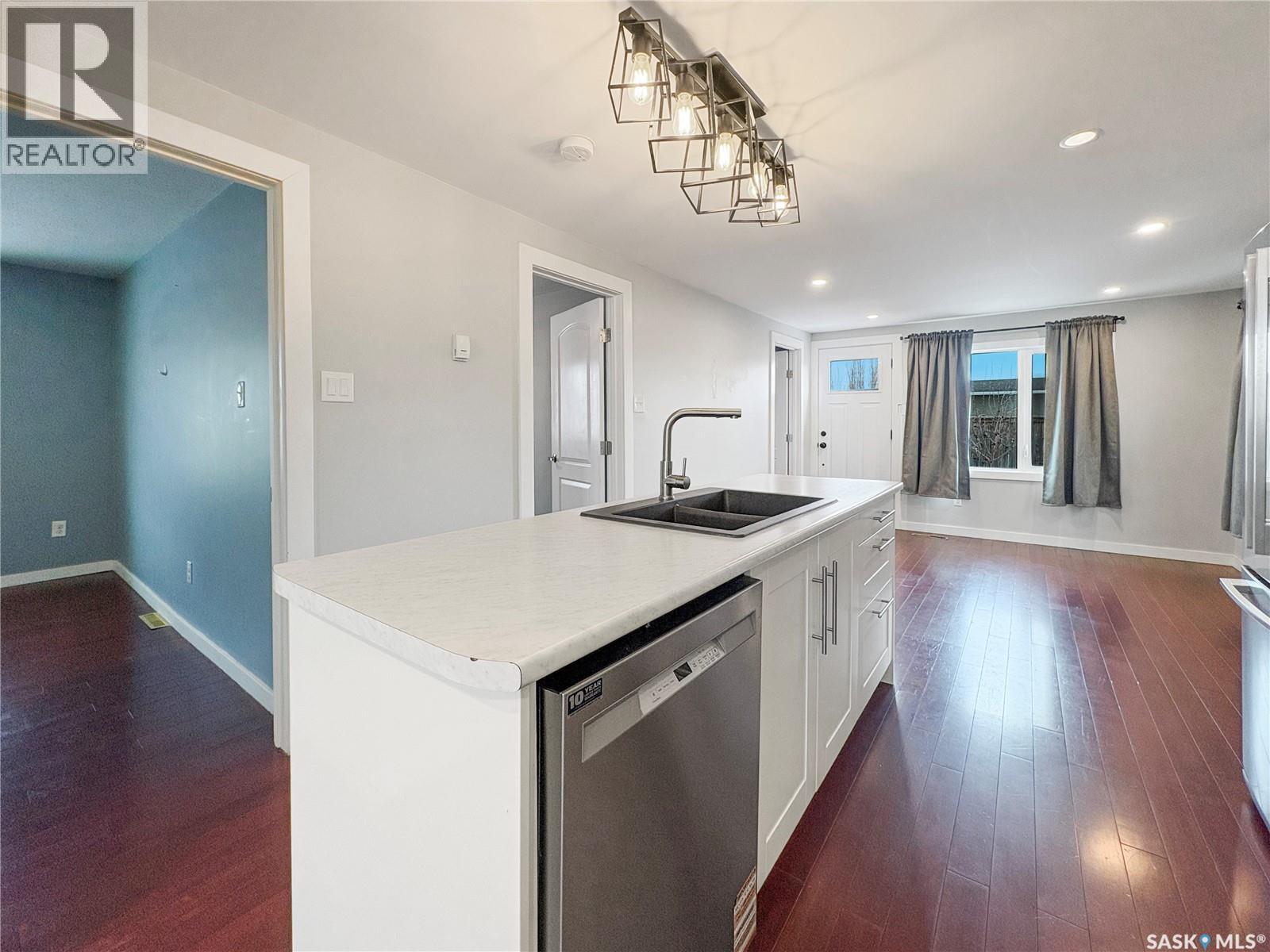 102 18th Street, Battleford, Saskatchewan  S0M 0E0 - Photo 9 - SK031033