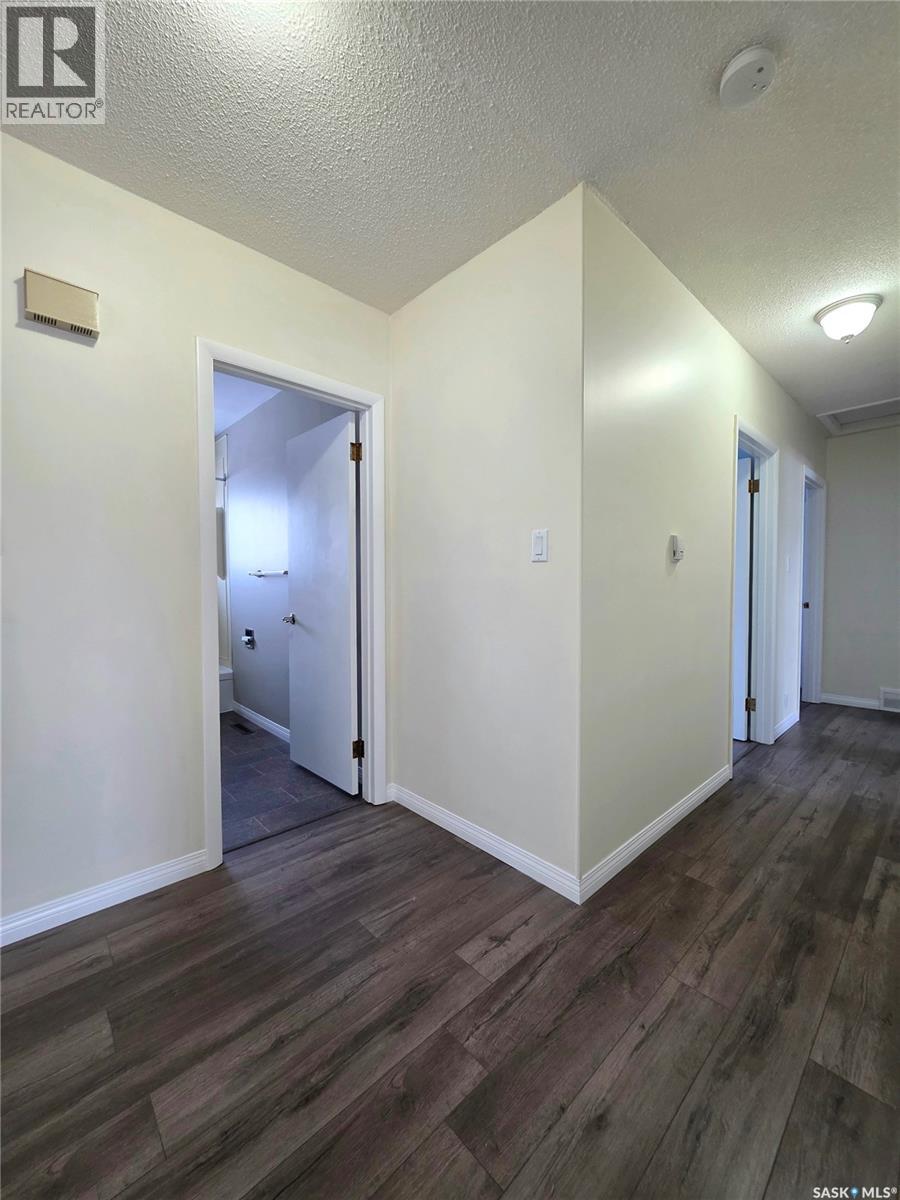 274 10th Avenue W, Melville, Saskatchewan  S0A 2P0 - Photo 20 - SK031029