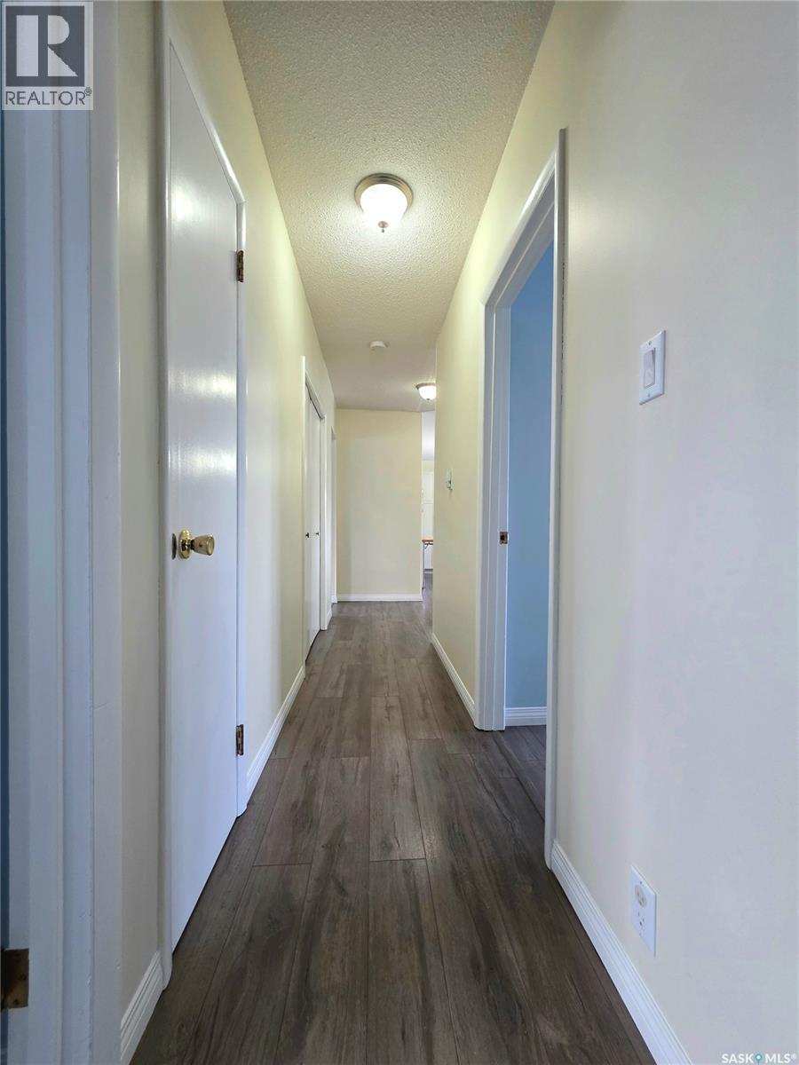 274 10th Avenue W, Melville, Saskatchewan  S0A 2P0 - Photo 22 - SK031029