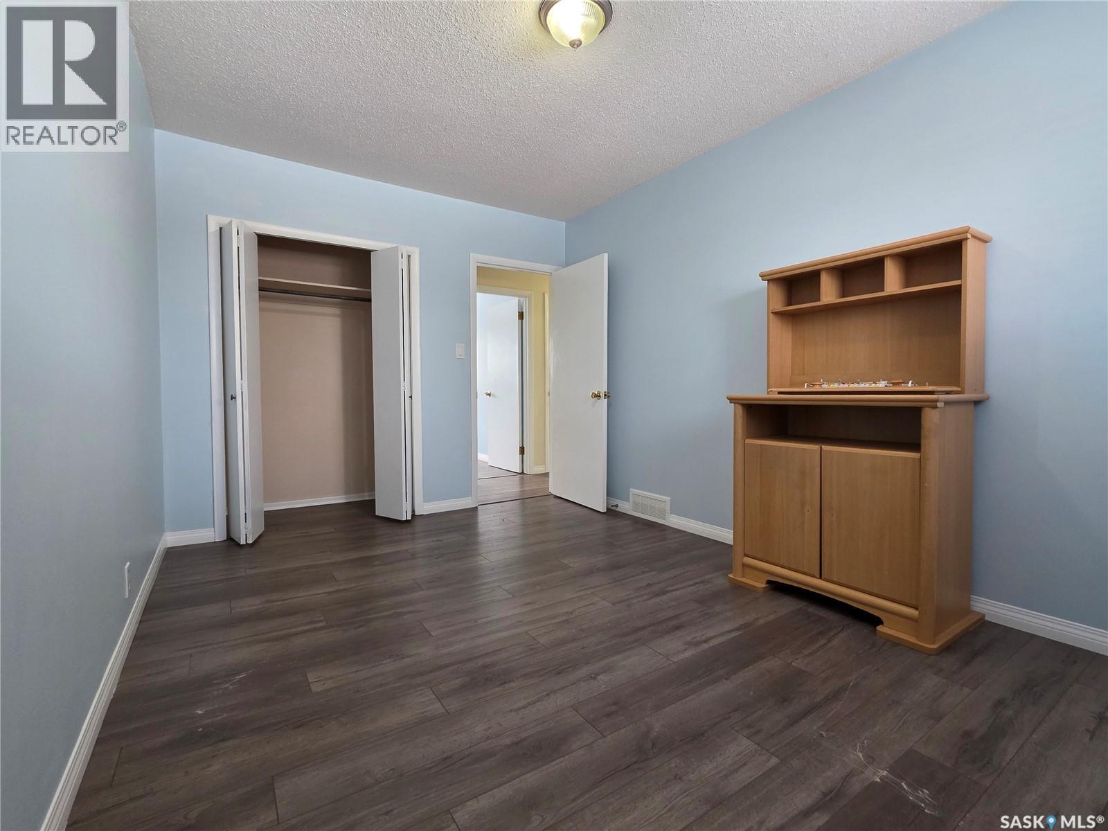 274 10th Avenue W, Melville, Saskatchewan  S0A 2P0 - Photo 26 - SK031029