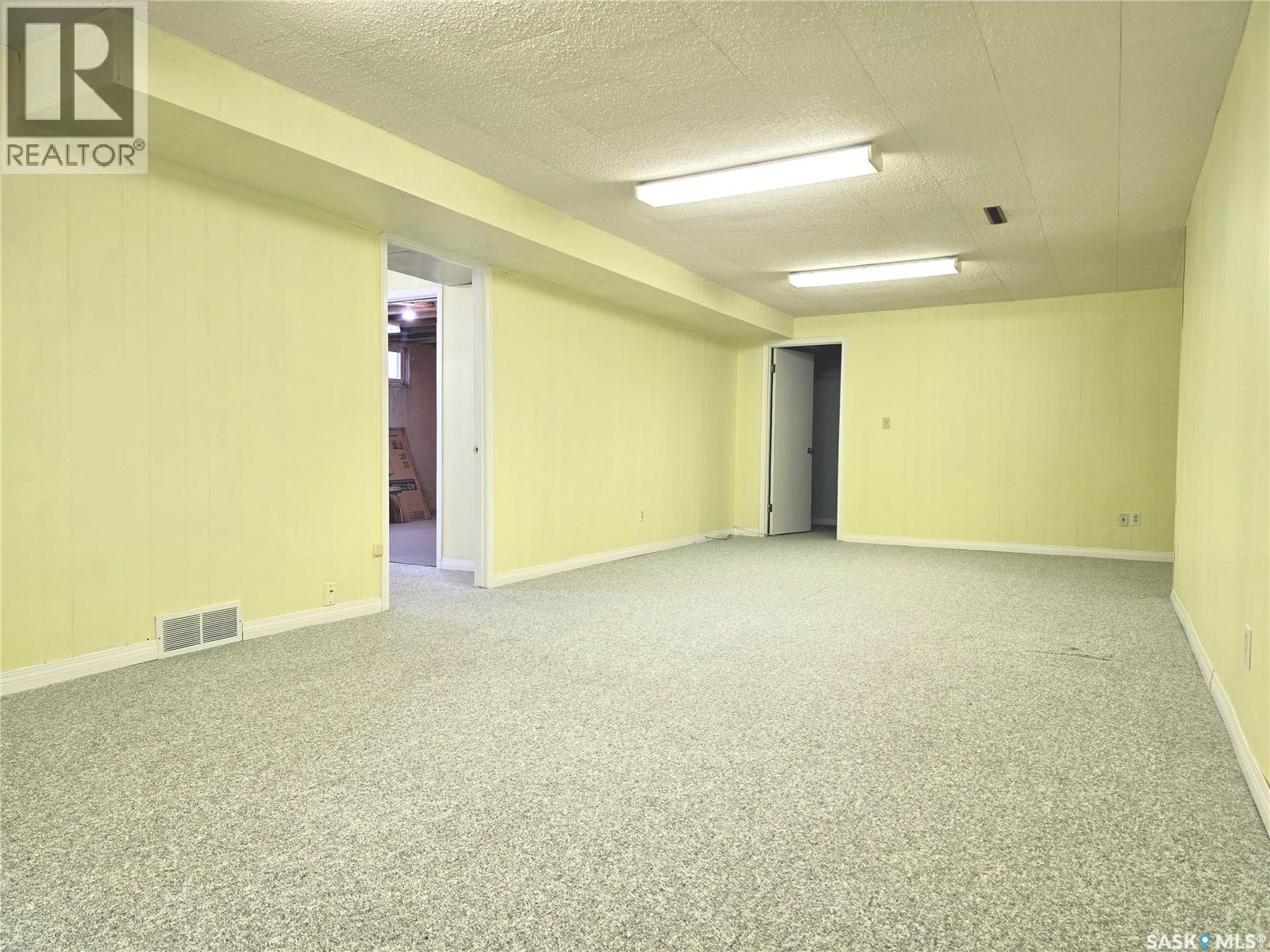 274 10th Avenue W, Melville, Saskatchewan  S0A 2P0 - Photo 31 - SK031029