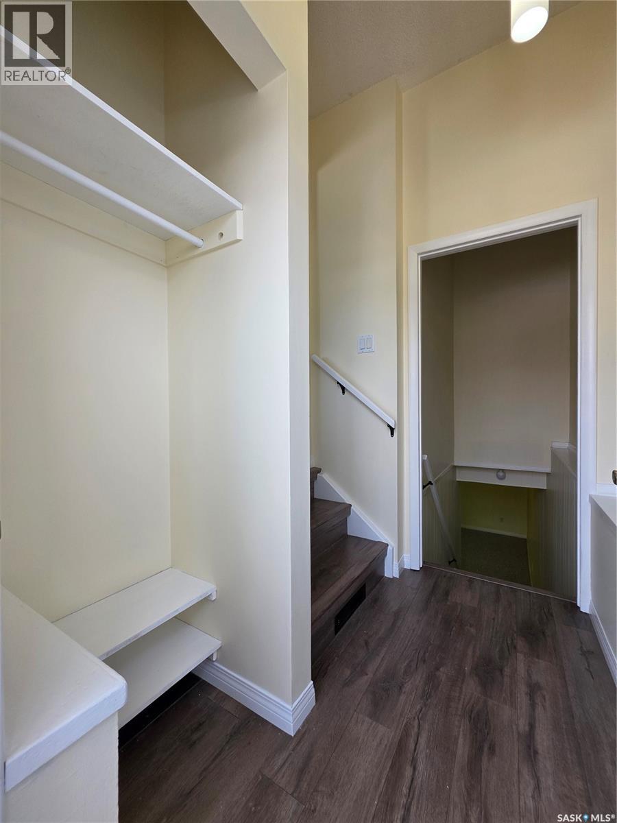 274 10th Avenue W, Melville, Saskatchewan  S0A 2P0 - Photo 6 - SK031029