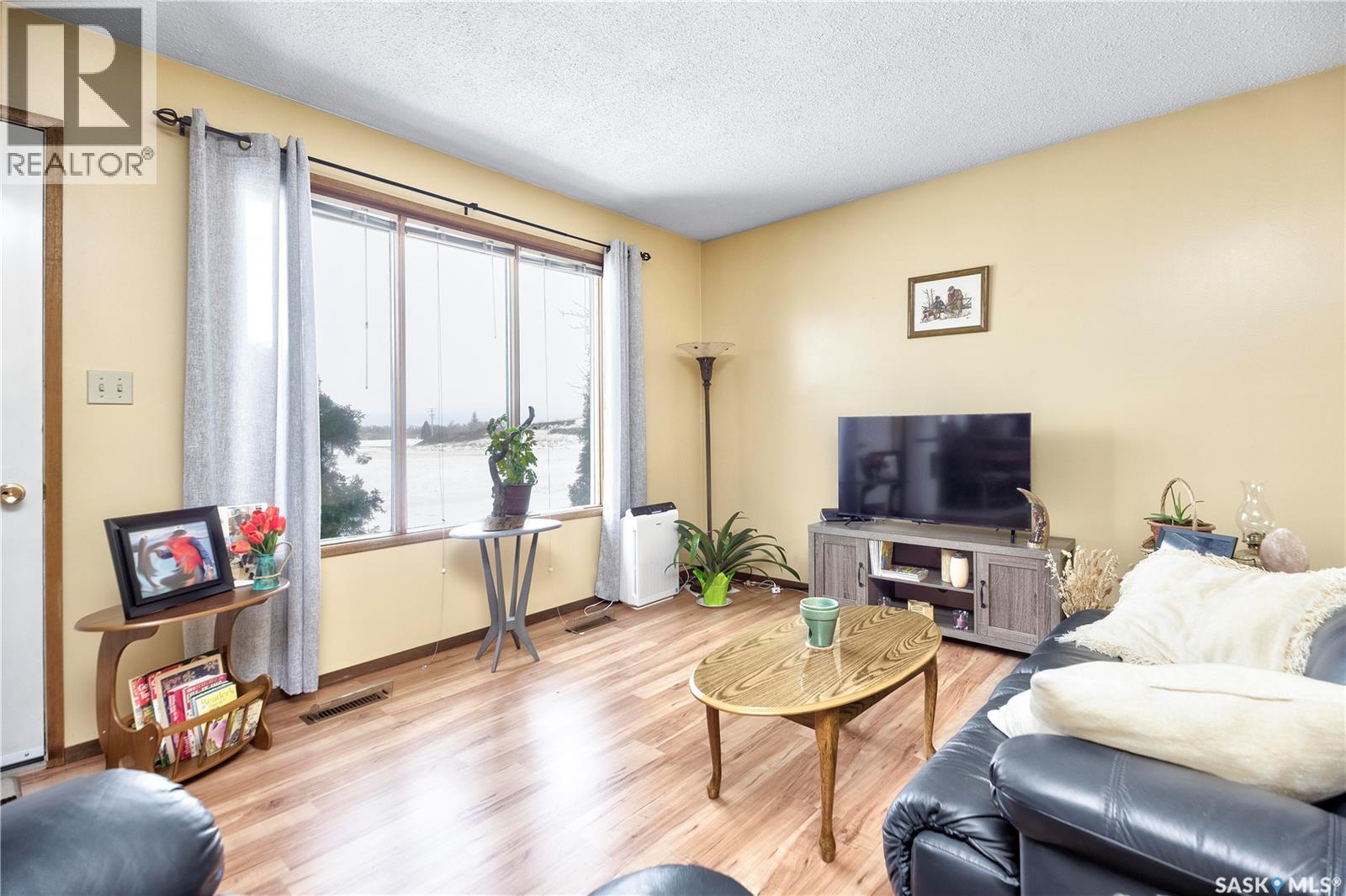 325 7th Street, Duck Lake, Saskatchewan  S0K 1J0 - Photo 5 - SK031024