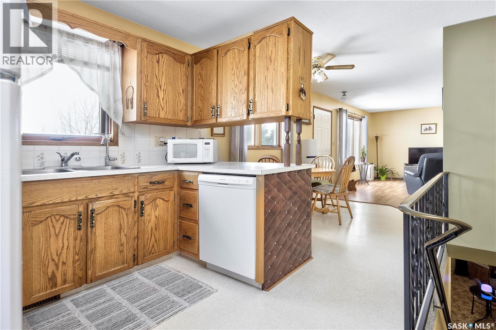 325 7th Street, Duck Lake, Saskatchewan  S0K 1J0 - Photo 8 - SK031024