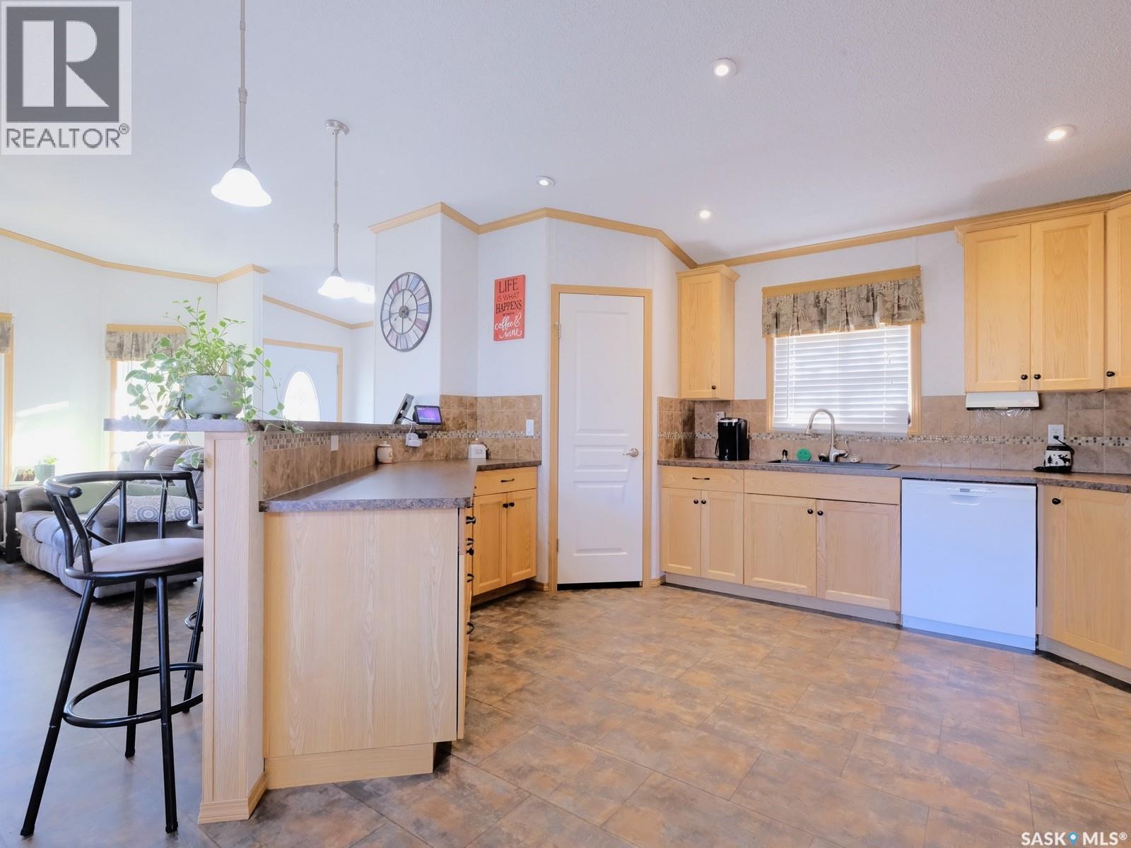 10 Prairie View Crescent, Rosetown, Saskatchewan  S0L 2V0 - Photo 17 - SK031001