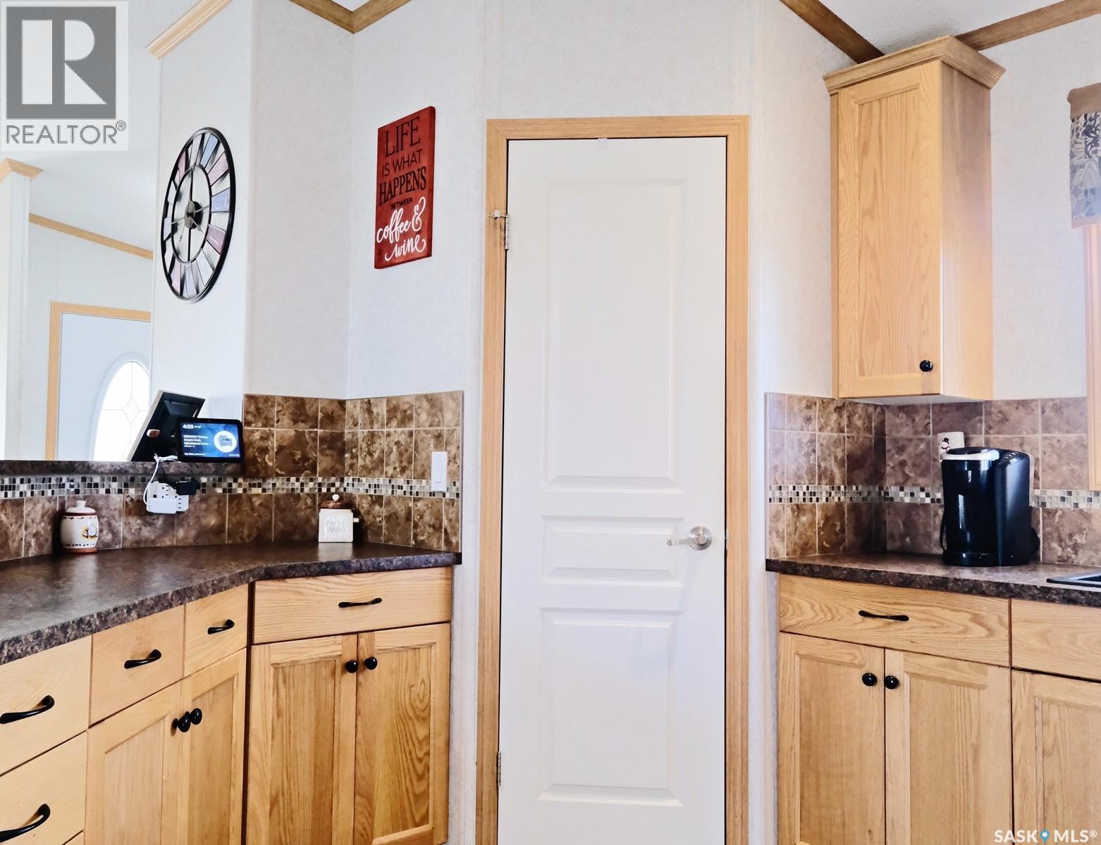 10 Prairie View Crescent, Rosetown, Saskatchewan  S0L 2V0 - Photo 21 - SK031001