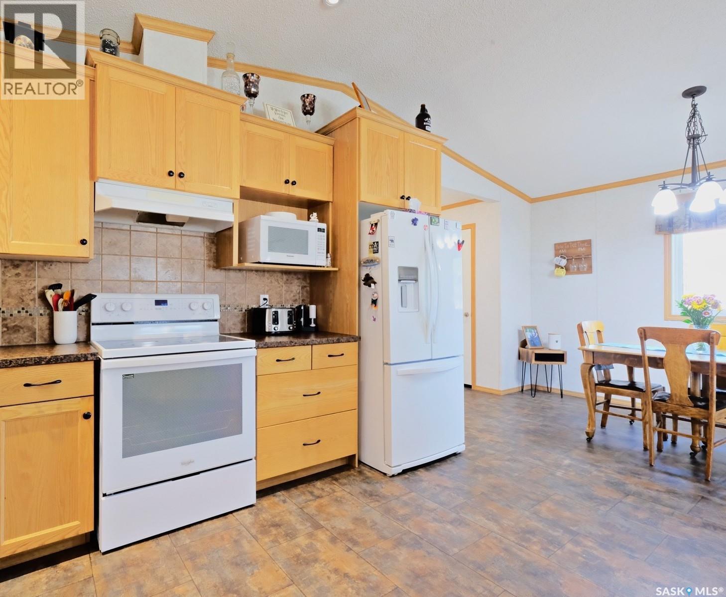 10 Prairie View Crescent, Rosetown, Saskatchewan  S0L 2V0 - Photo 23 - SK031001