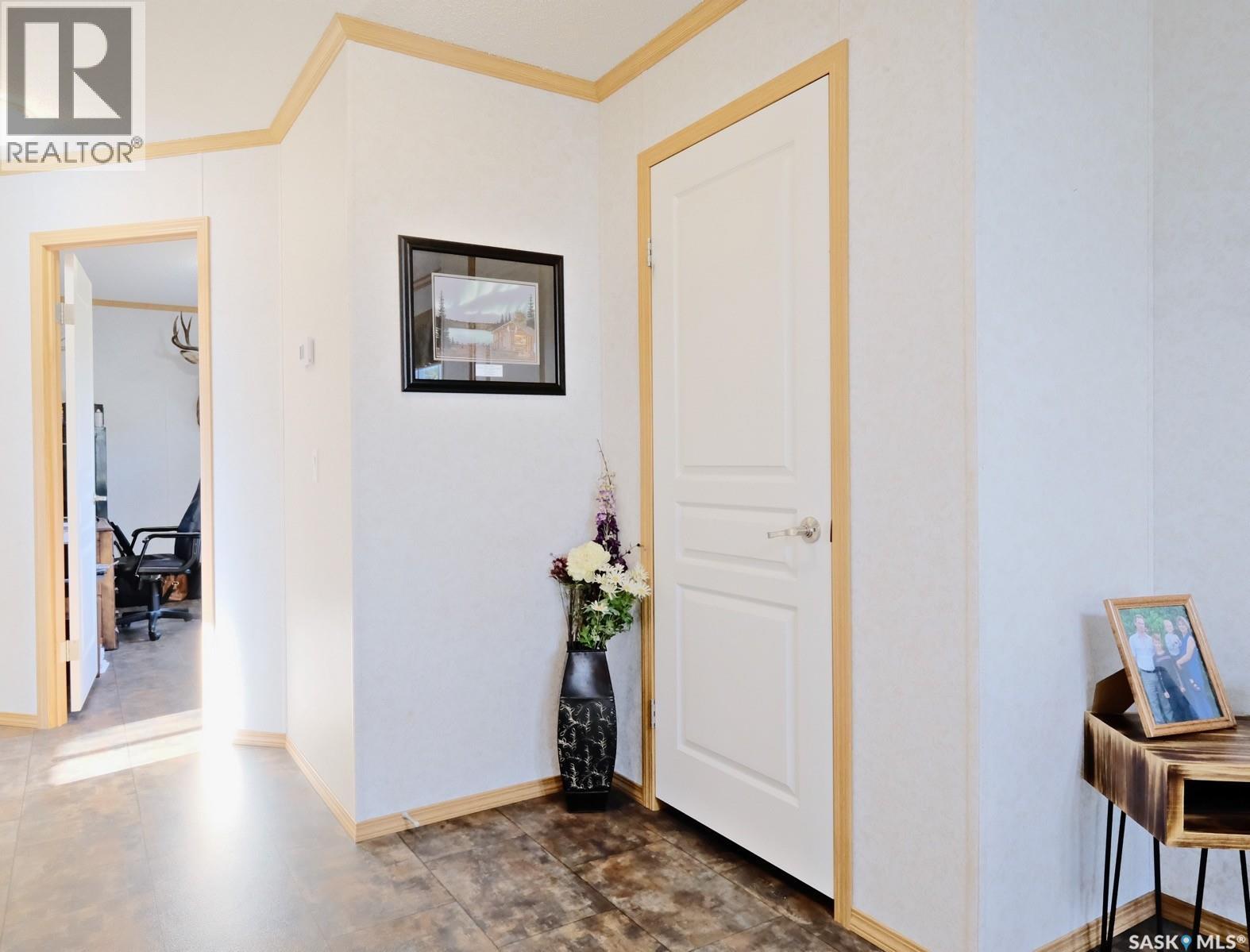 10 Prairie View Crescent, Rosetown, Saskatchewan  S0L 2V0 - Photo 24 - SK031001