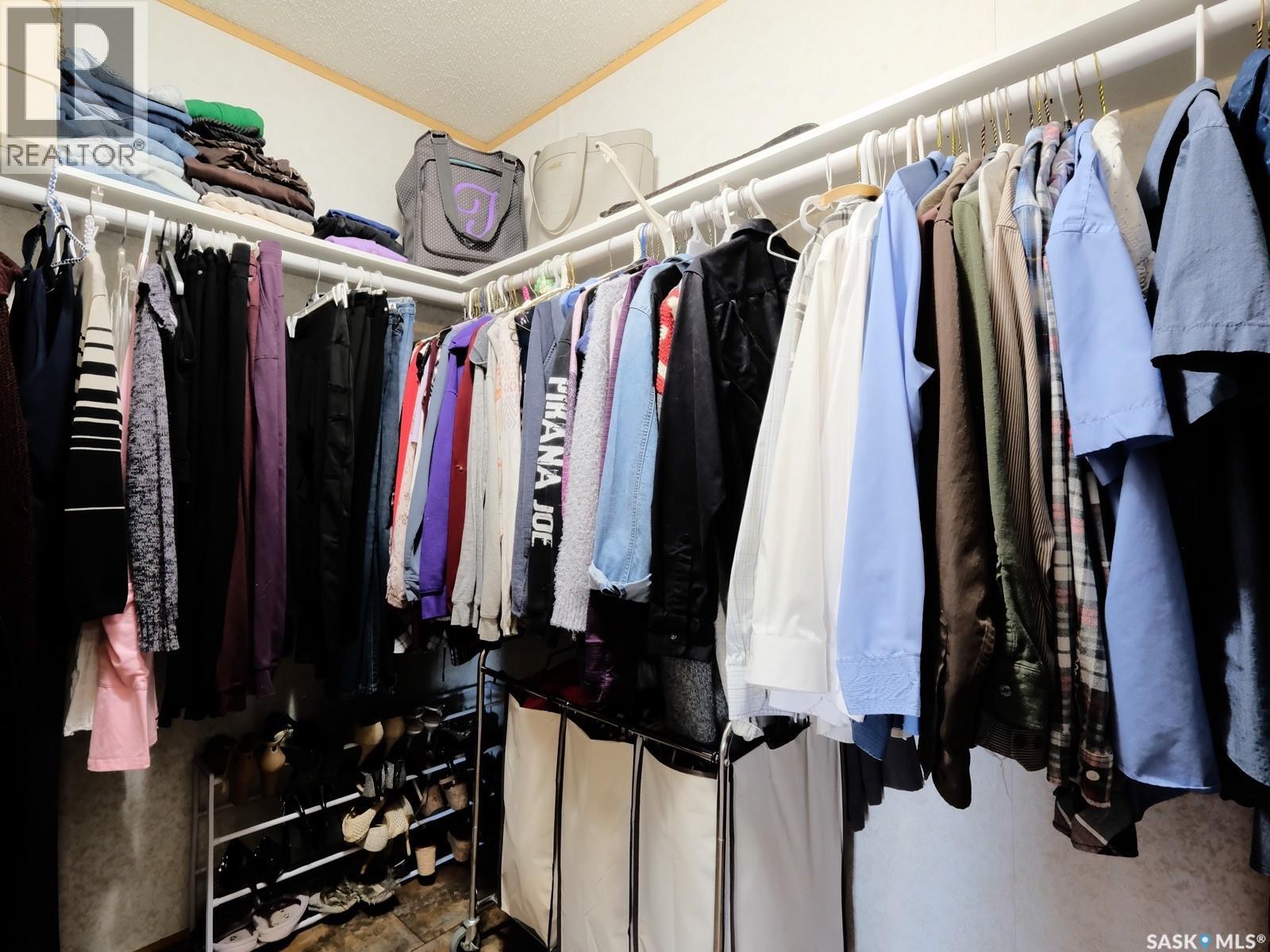 10 Prairie View Crescent, Rosetown, Saskatchewan  S0L 2V0 - Photo 35 - SK031001