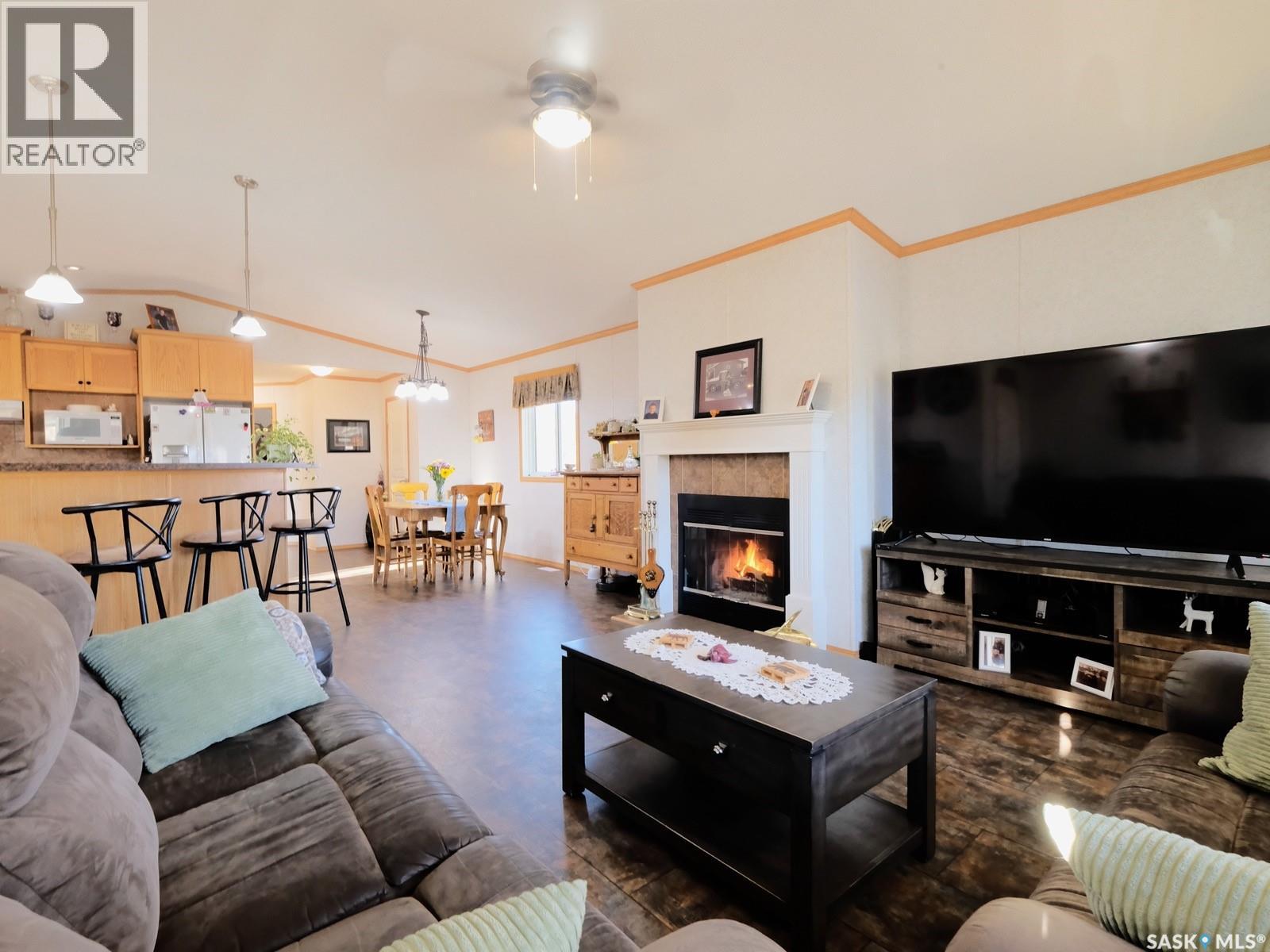 10 Prairie View Crescent, Rosetown, Saskatchewan  S0L 2V0 - Photo 9 - SK031001