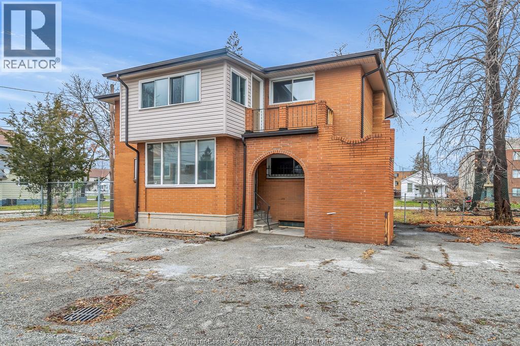 509 Aylmer Avenue Unit# Main, Windsor, Ontario  N9A 1T7 - Photo 2 - 26005969
